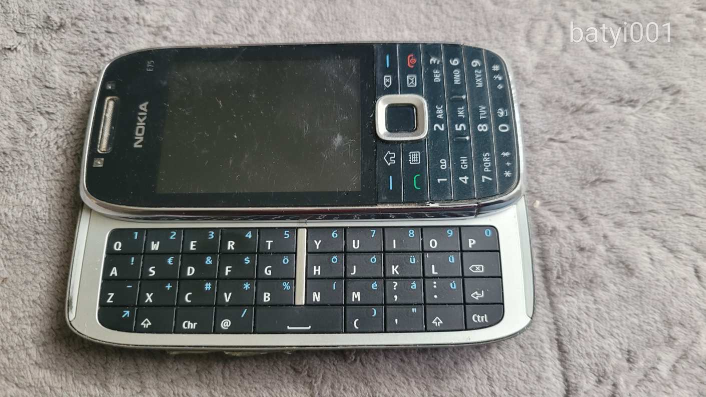 NOKIA E75 kártyafüggetlen magyar menüs HIBÁS