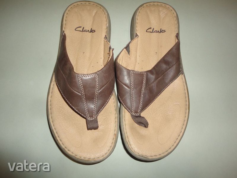 CLARKS lábujjas bőr papucs 41-es