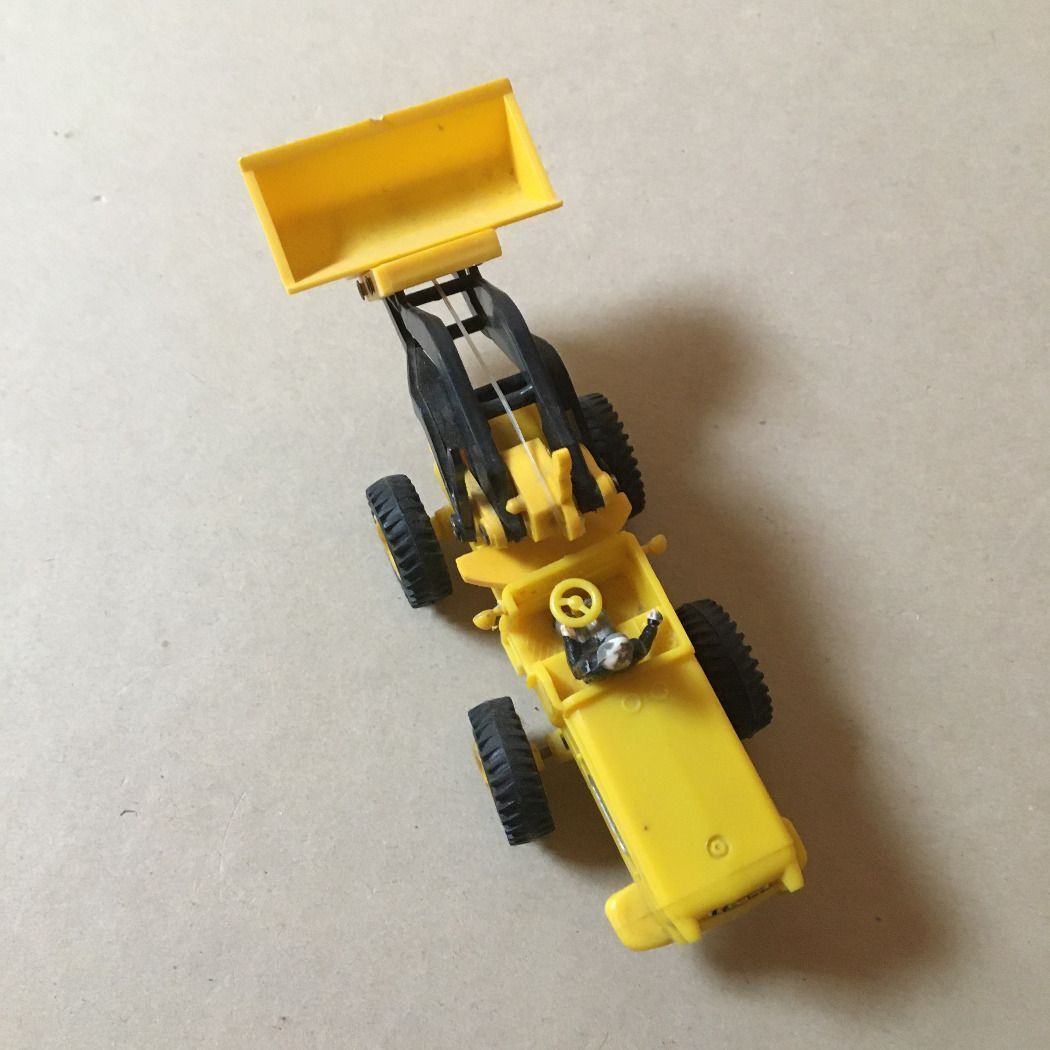 Siku plasztik V 103