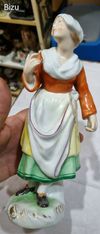Ó-herendi porcelán figura