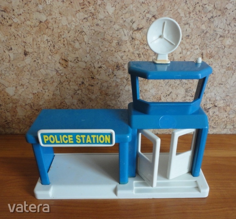 Matchbox rendőrállomás - 999 Ft