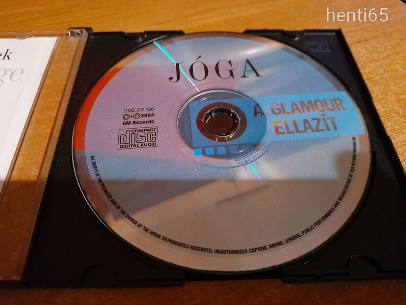 A Glamour ellazít   /  Jóga         CD !!!