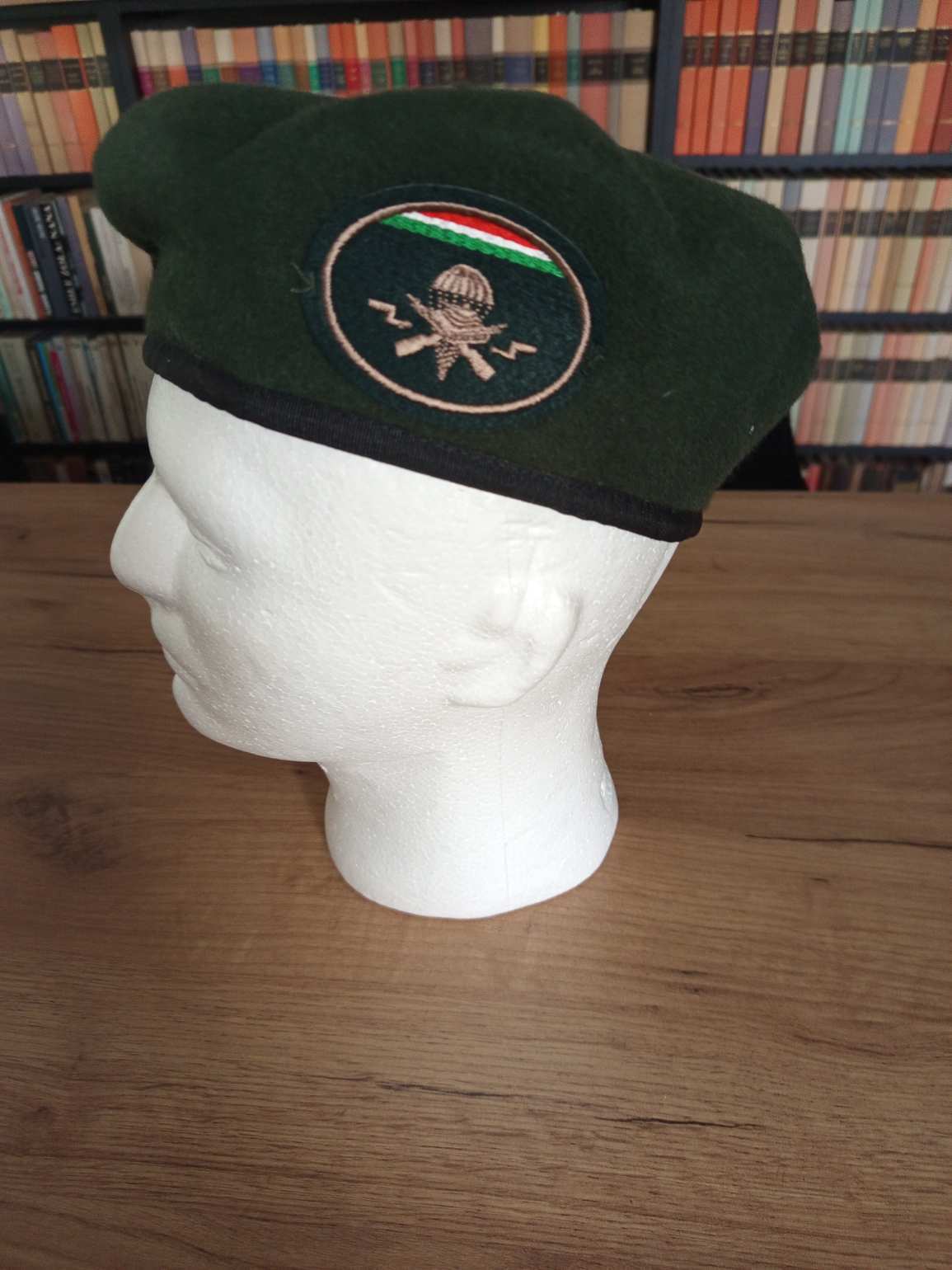 Honvédségi, Felderítő Barett