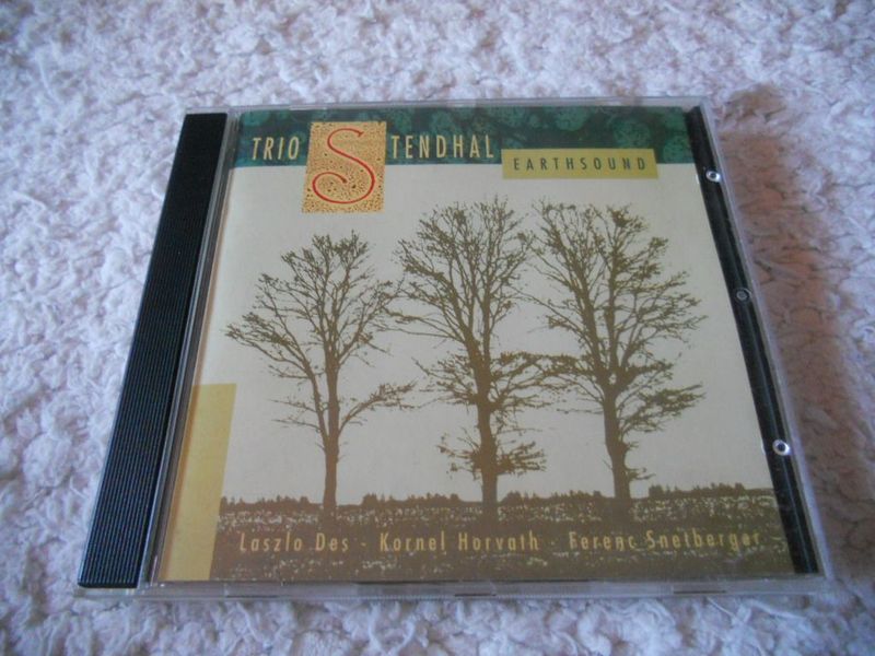 TRIO STENDHAL : Earthsound    CD