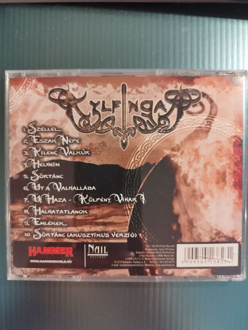 KYLFINGAR - HALHATATLANOK            (2014)    CD