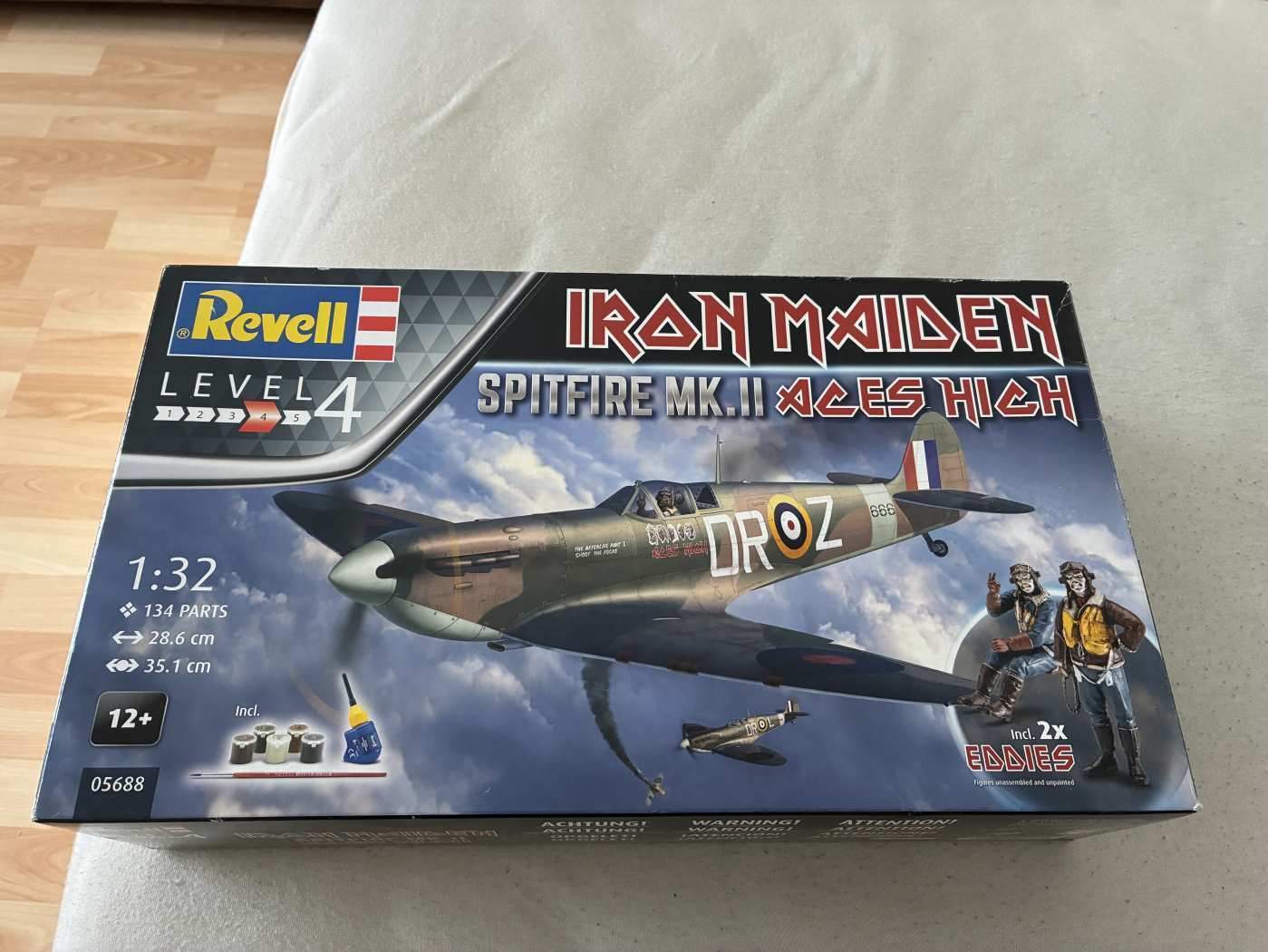 Revell Iron Maiden modell repülő