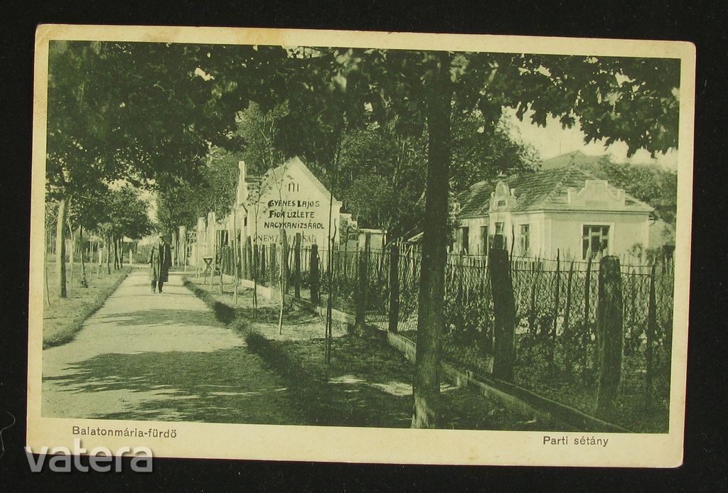 Balatonmáriafürdő, parti sétány