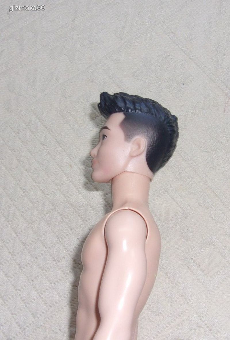 Fiú Barbie baba  KEN