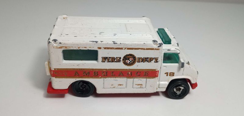 Hot Wheels Ambulance