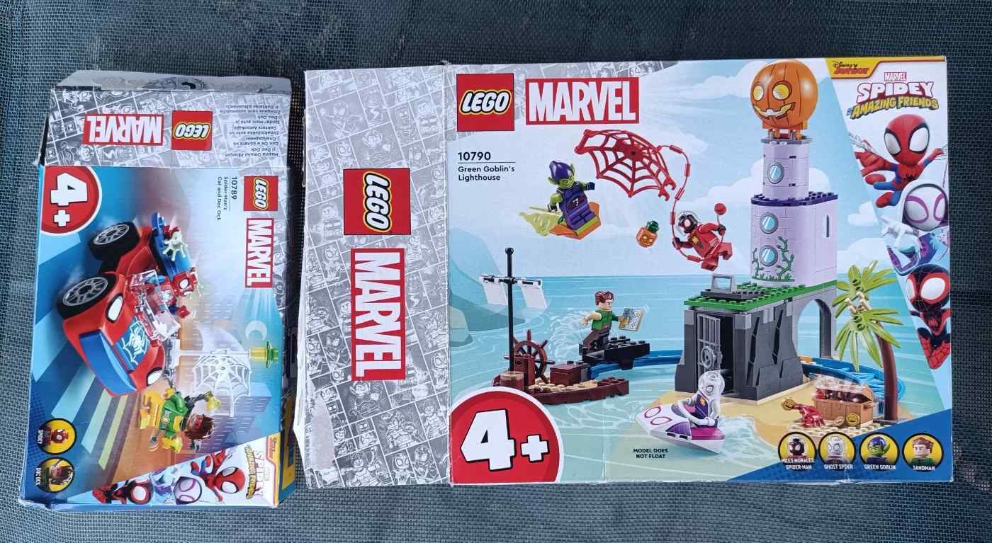 2 db Lego üres papírdoboz Marvel