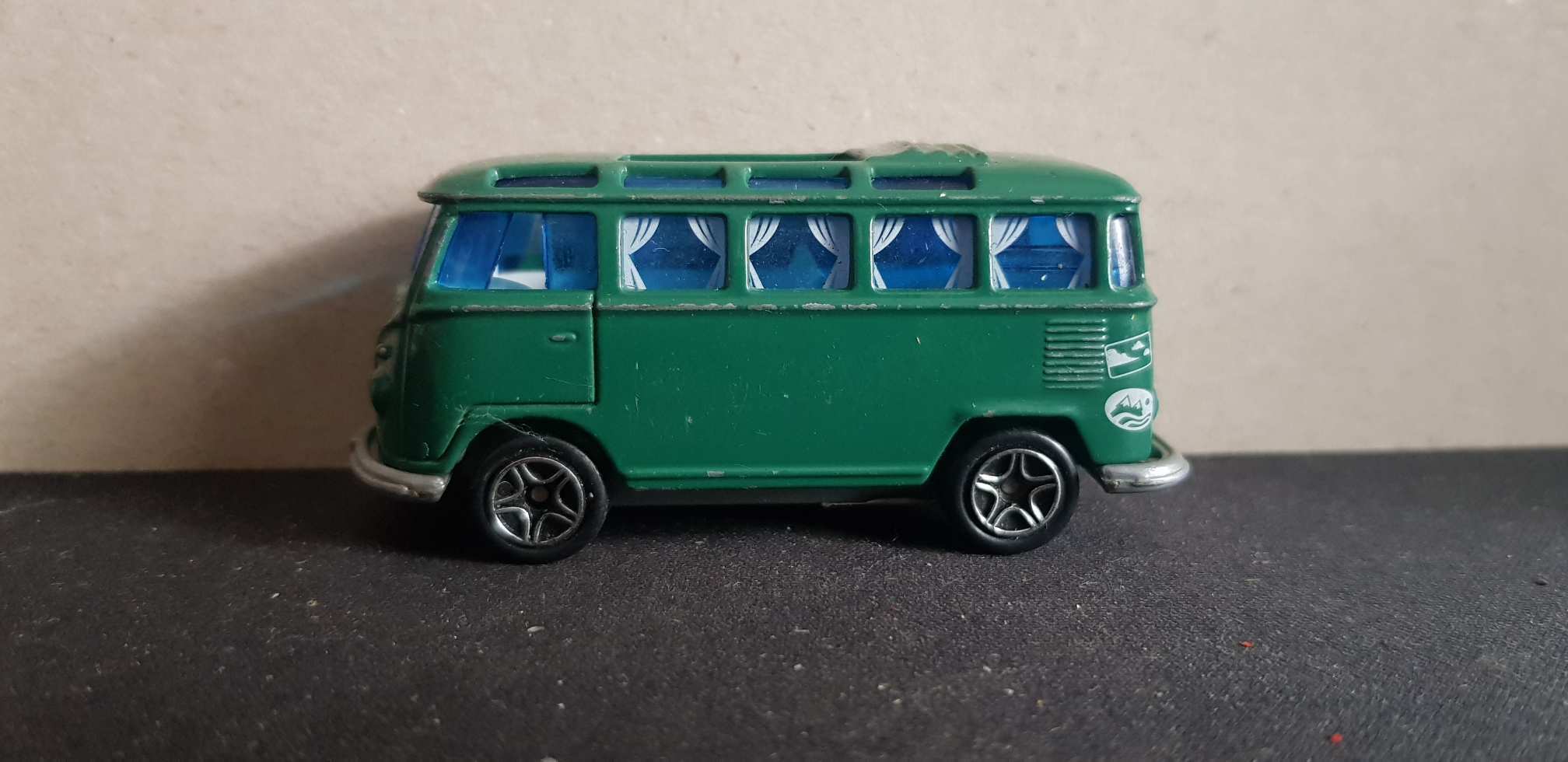 Matchbox - VW Transporter 1998