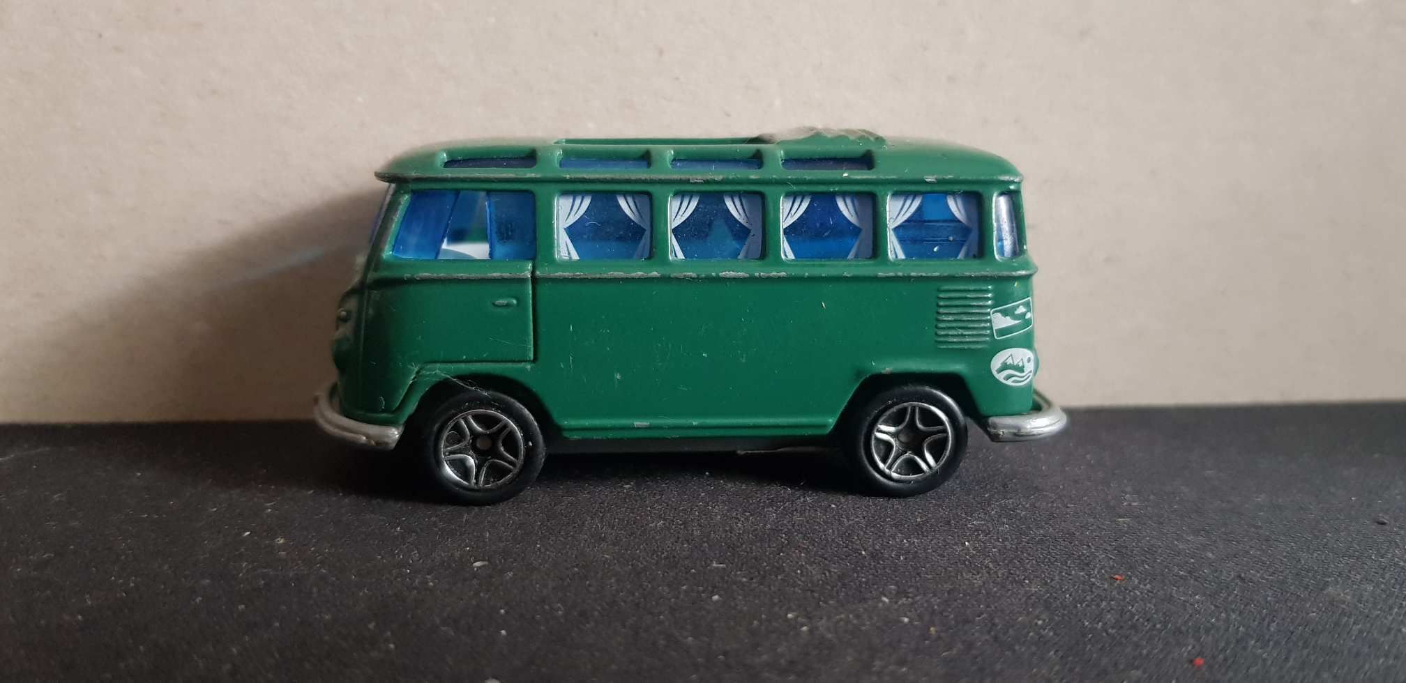 Matchbox - VW Transporter 1998