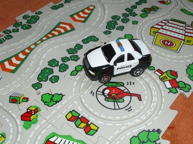 Puzzleszerűen összerakható autópálya