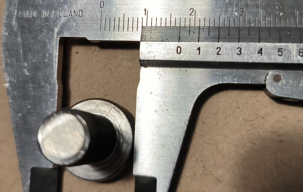 42db imbusz csavar