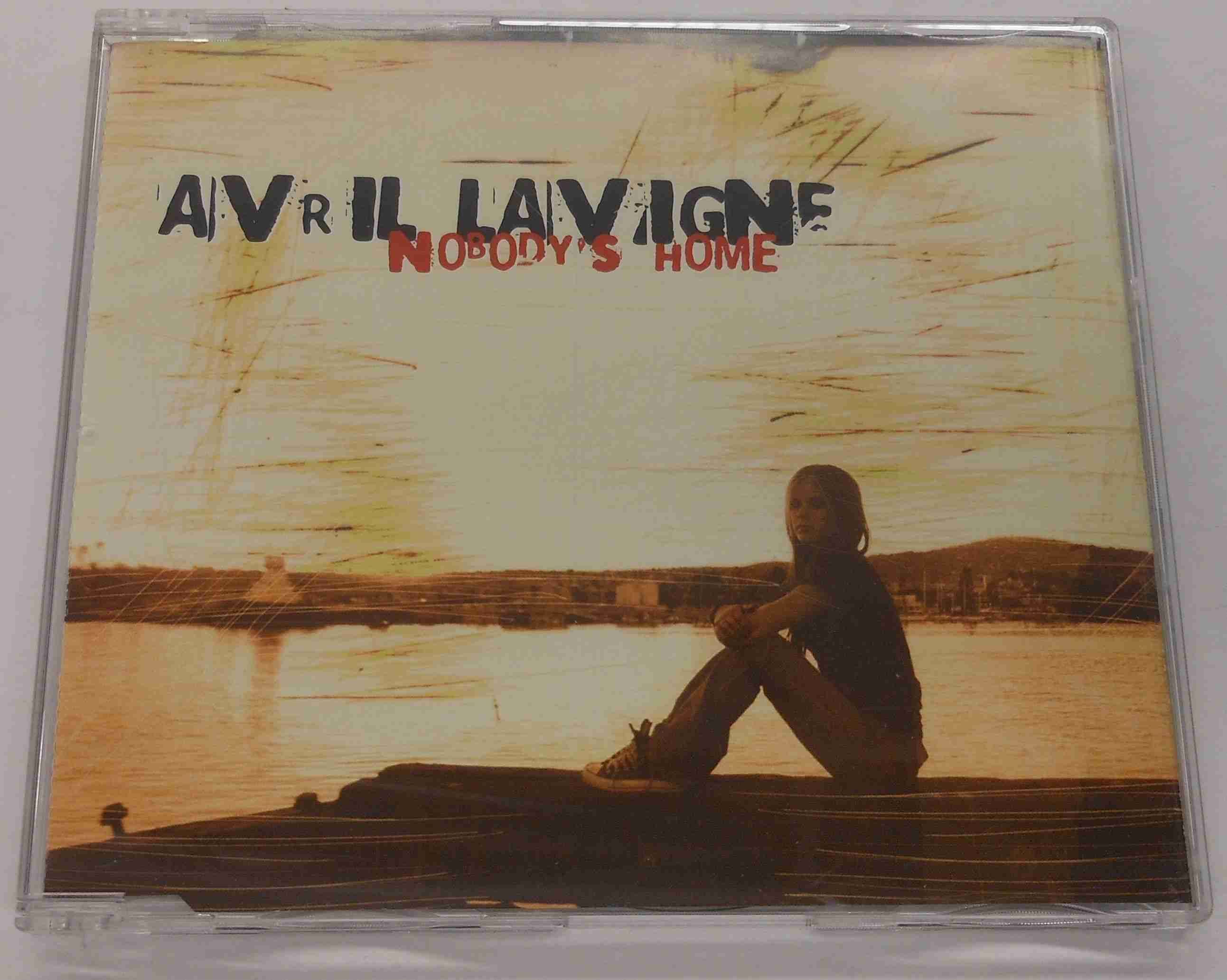 Avril Lavigne.  Maxi CD