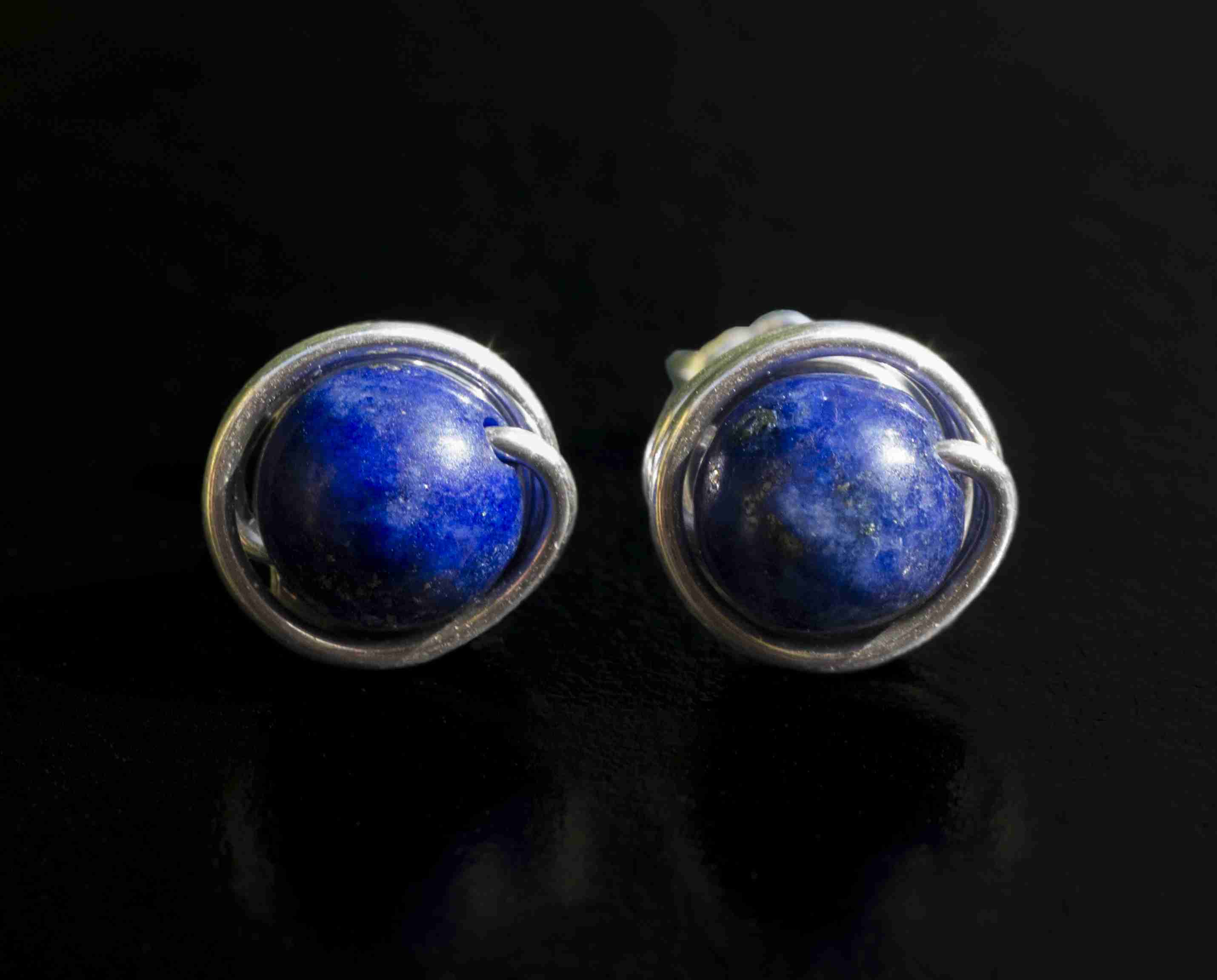 Ezüst lapis lazuli fülbevaló