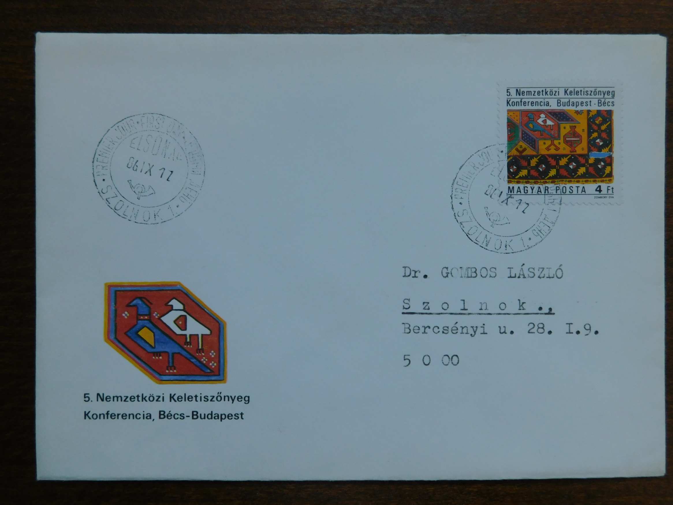 Megcimzett FDC 1986. Nemzetkozi Keleti-szonyeg Konferencia, Gombos Laszlonak cimezve