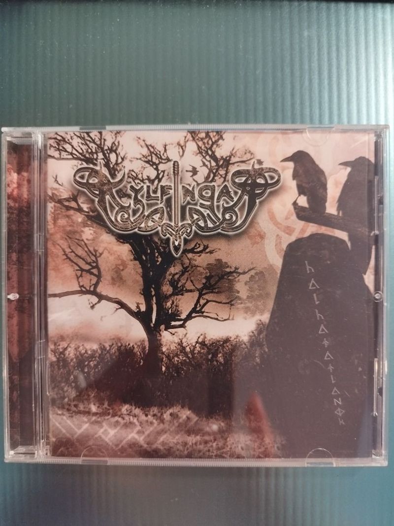 KYLFINGAR - HALHATATLANOK            (2014)    CD