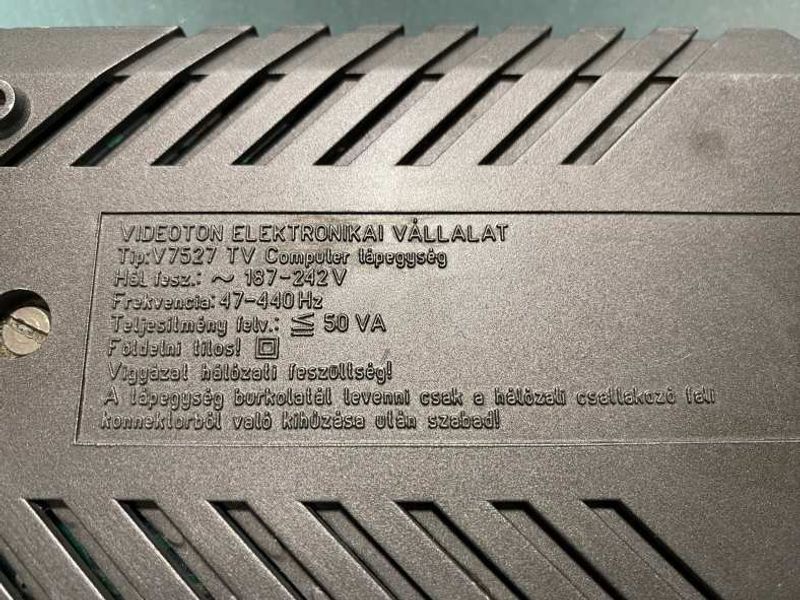 Videoton tv computer táp 1.