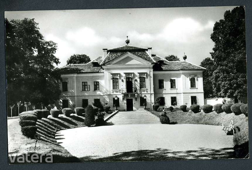 Noszvaj, OKISZ Üdülő