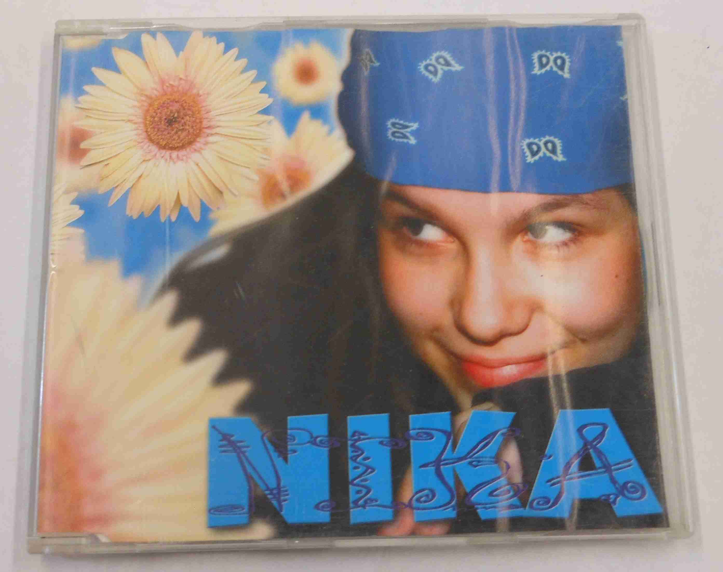 Nika. Maxi CD