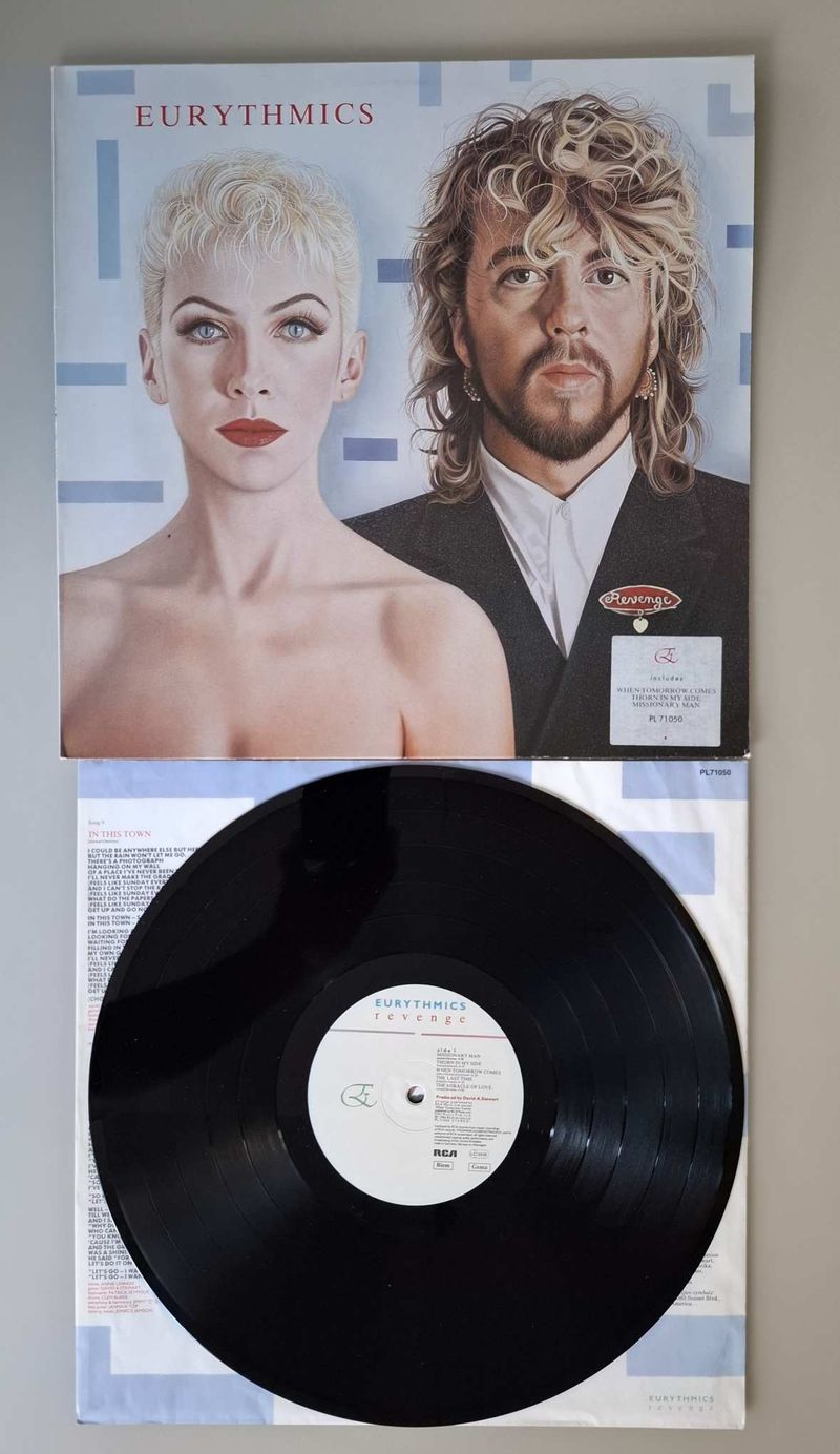 EURYTHMICS - REVENGE LP