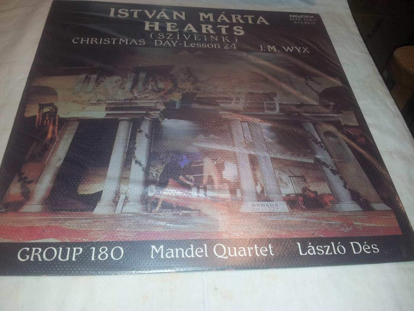 Márta István: Hearts