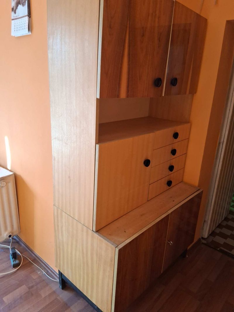 retró fiókos szekrény