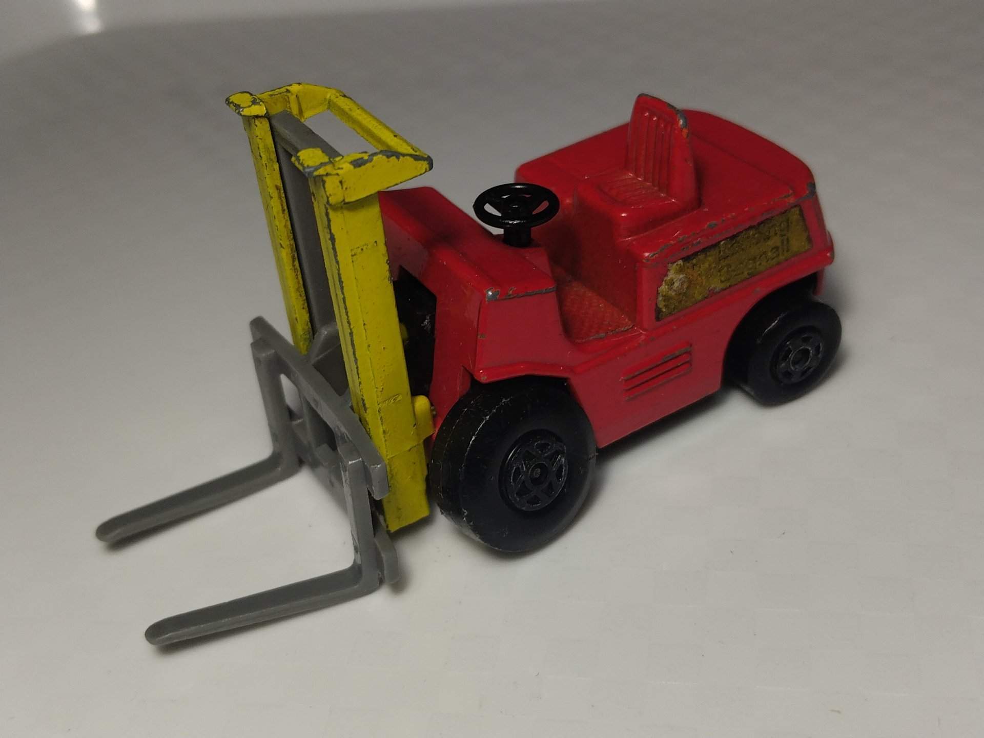 Matchbox &copy; 1972 Forklift