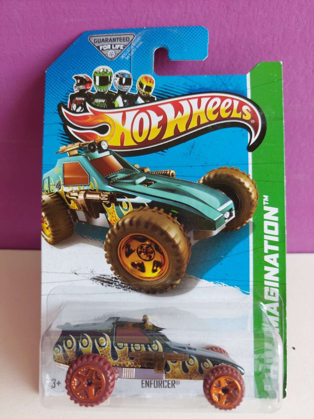 Hot Wheels  ENFORCER