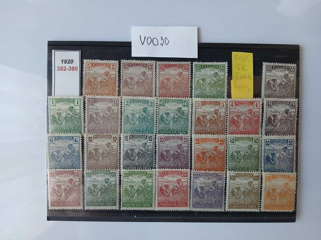 V0030 Magyar bélyeg 1920 352-380 falcos postatiszta