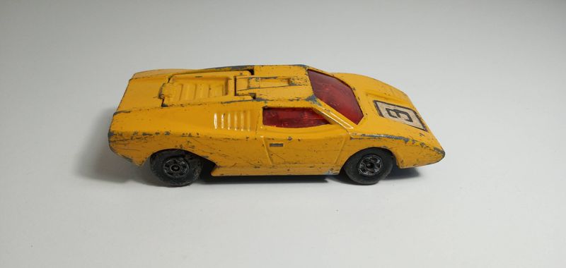 Matchbox Lamborghini Countach