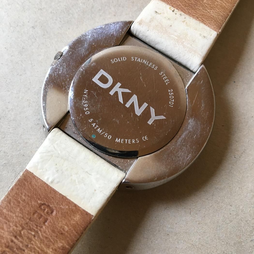 DKNY női karóra