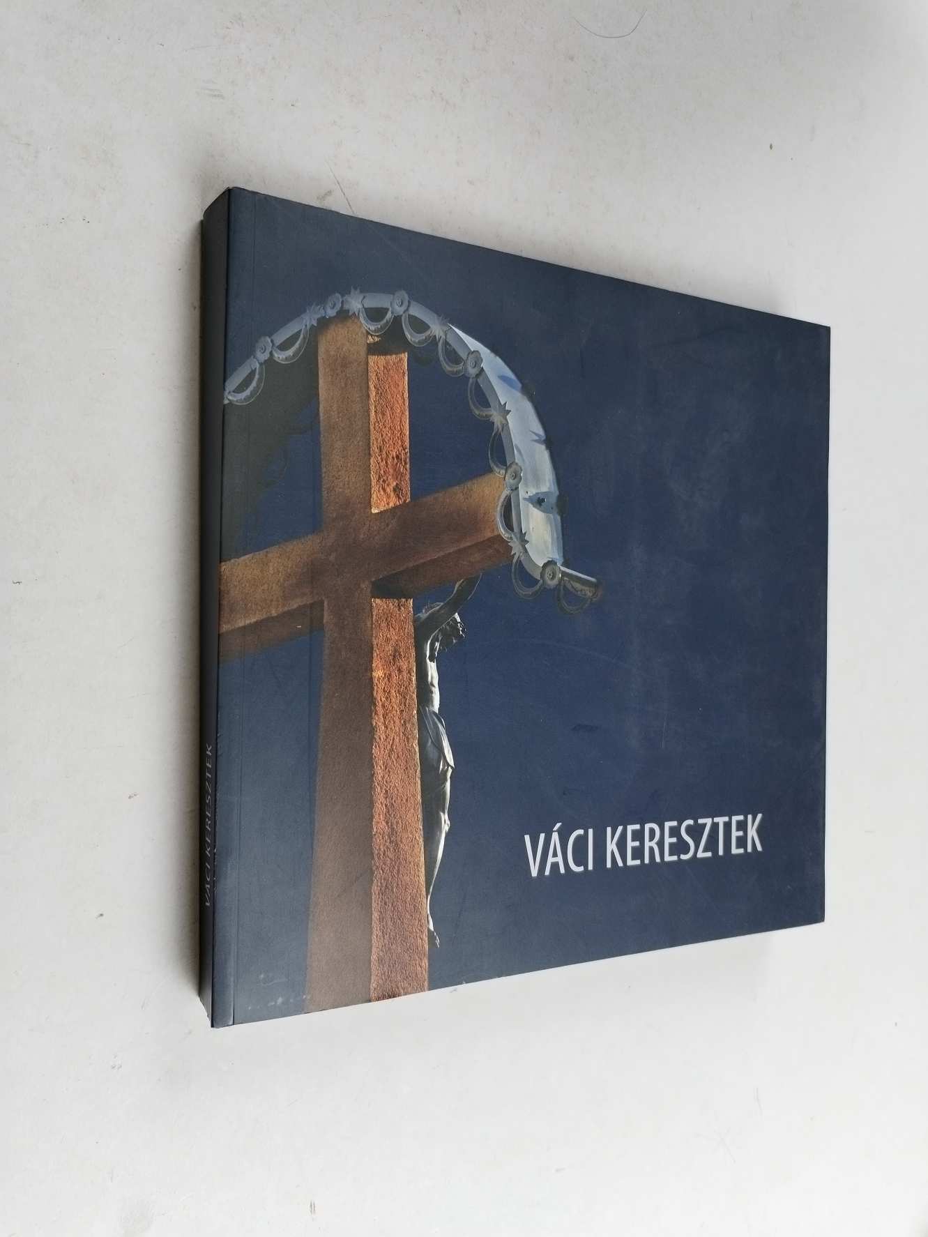 Váci keresztek (*67)