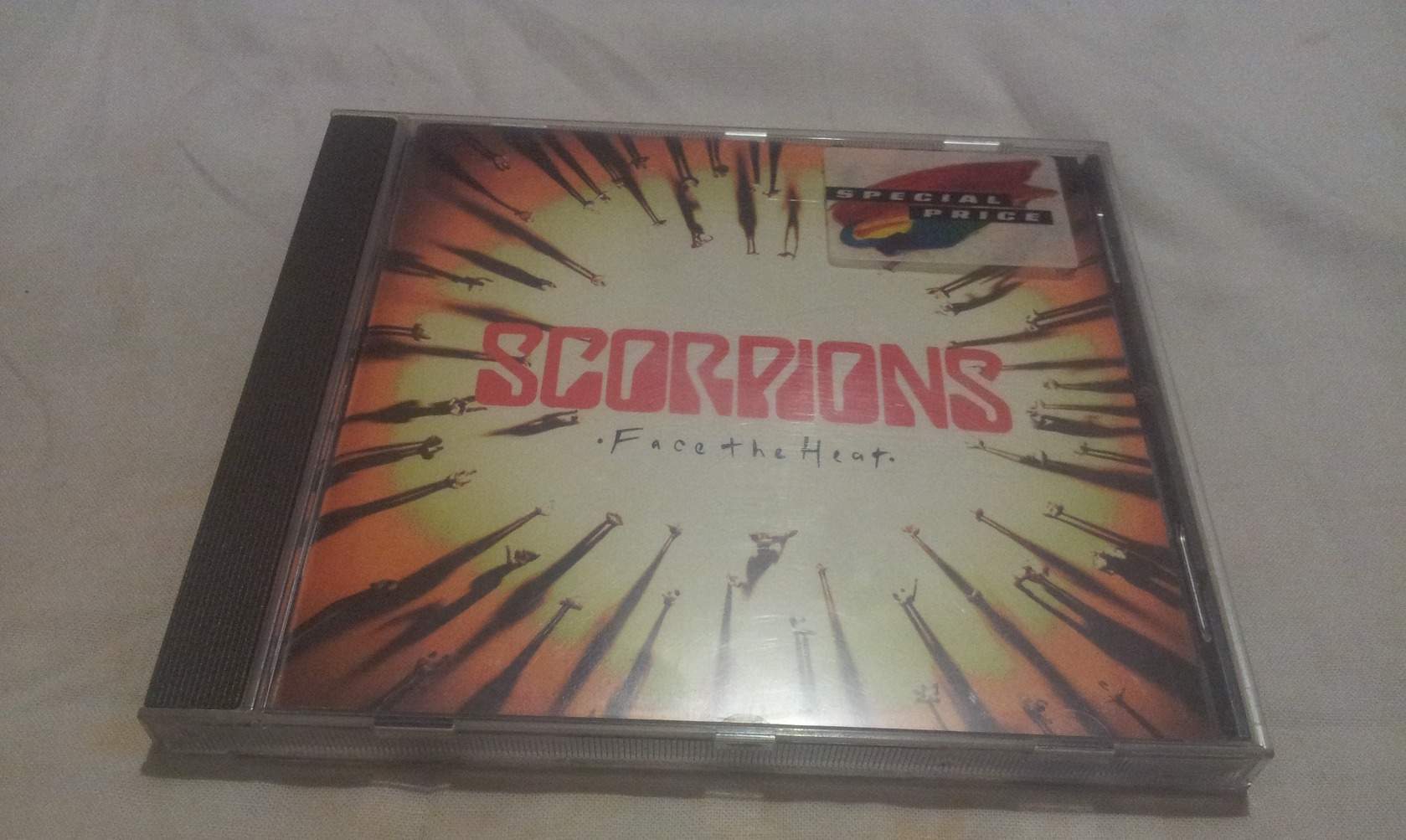 Scorpions: Face The Heat