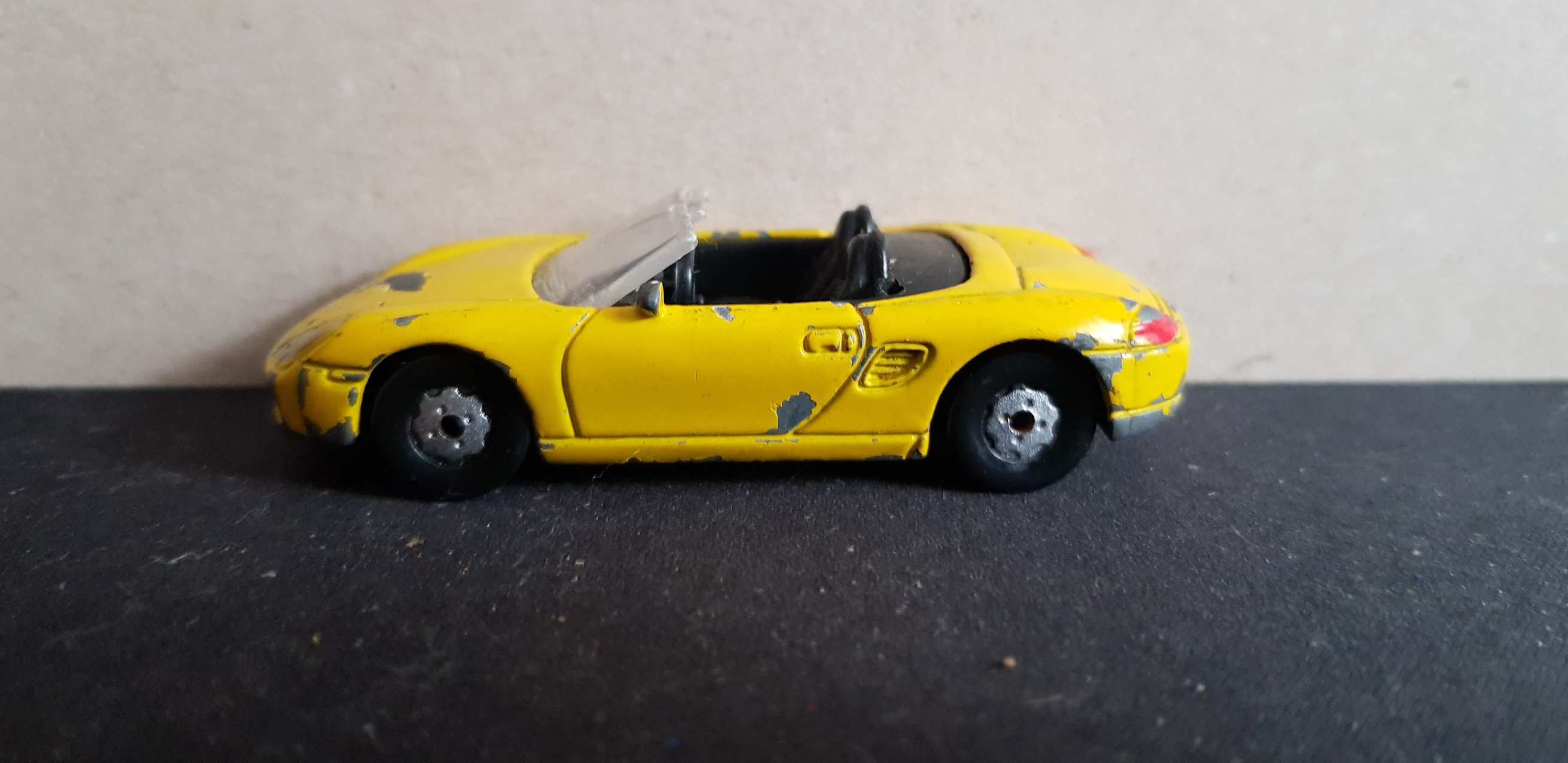 Porsche Boxter  / 1:64