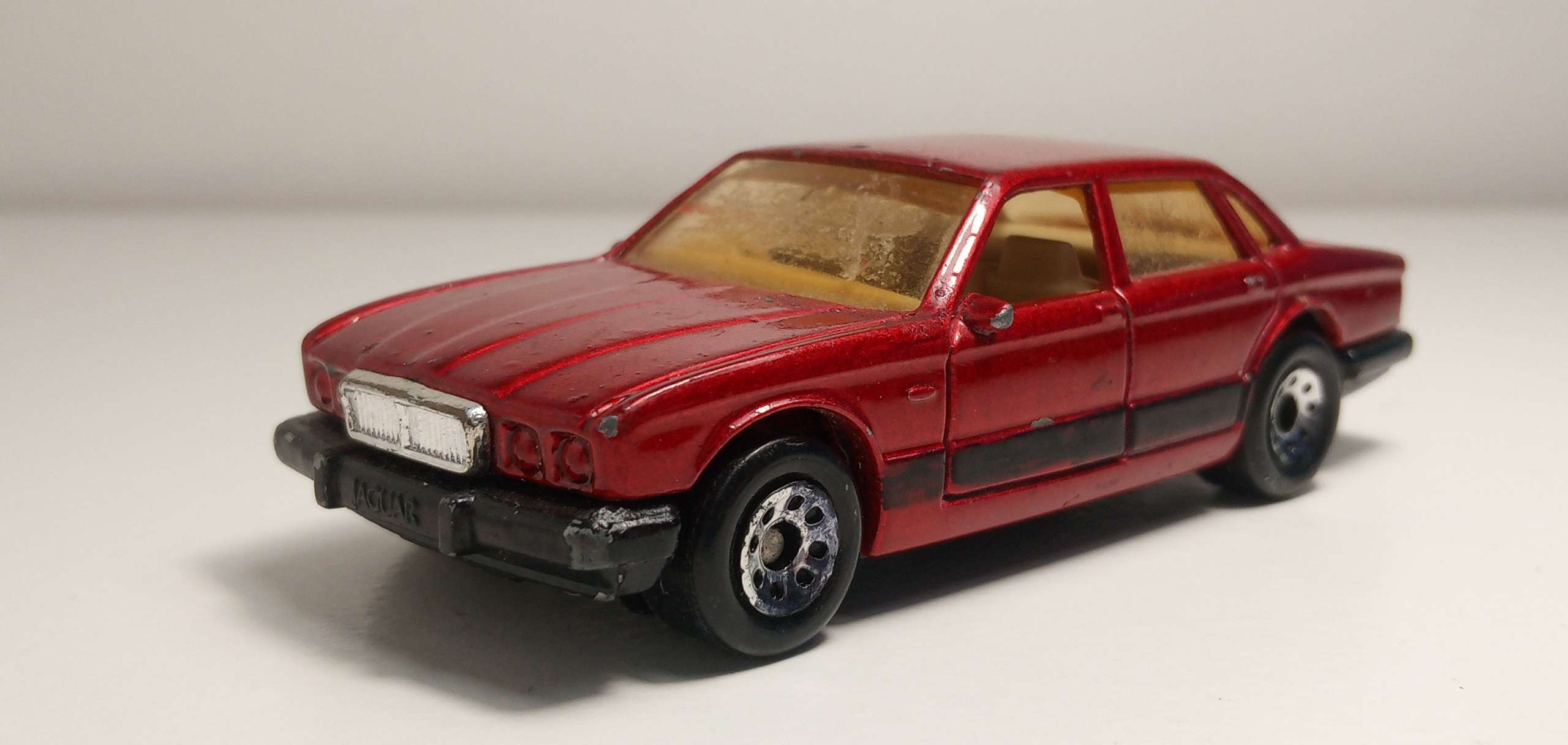 Matchbox Jaguar XJ6