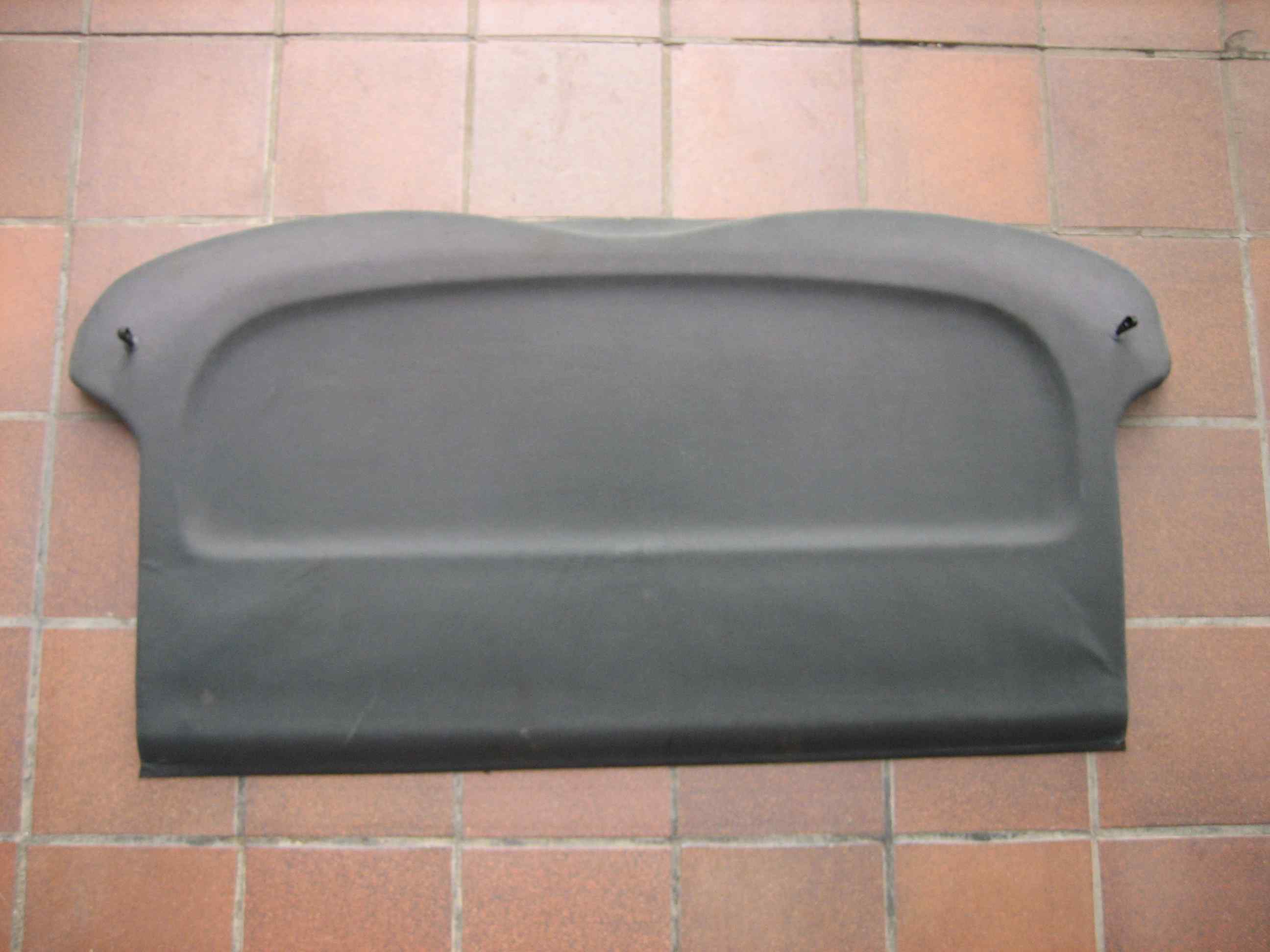 Audi A3 8L kalaptartó