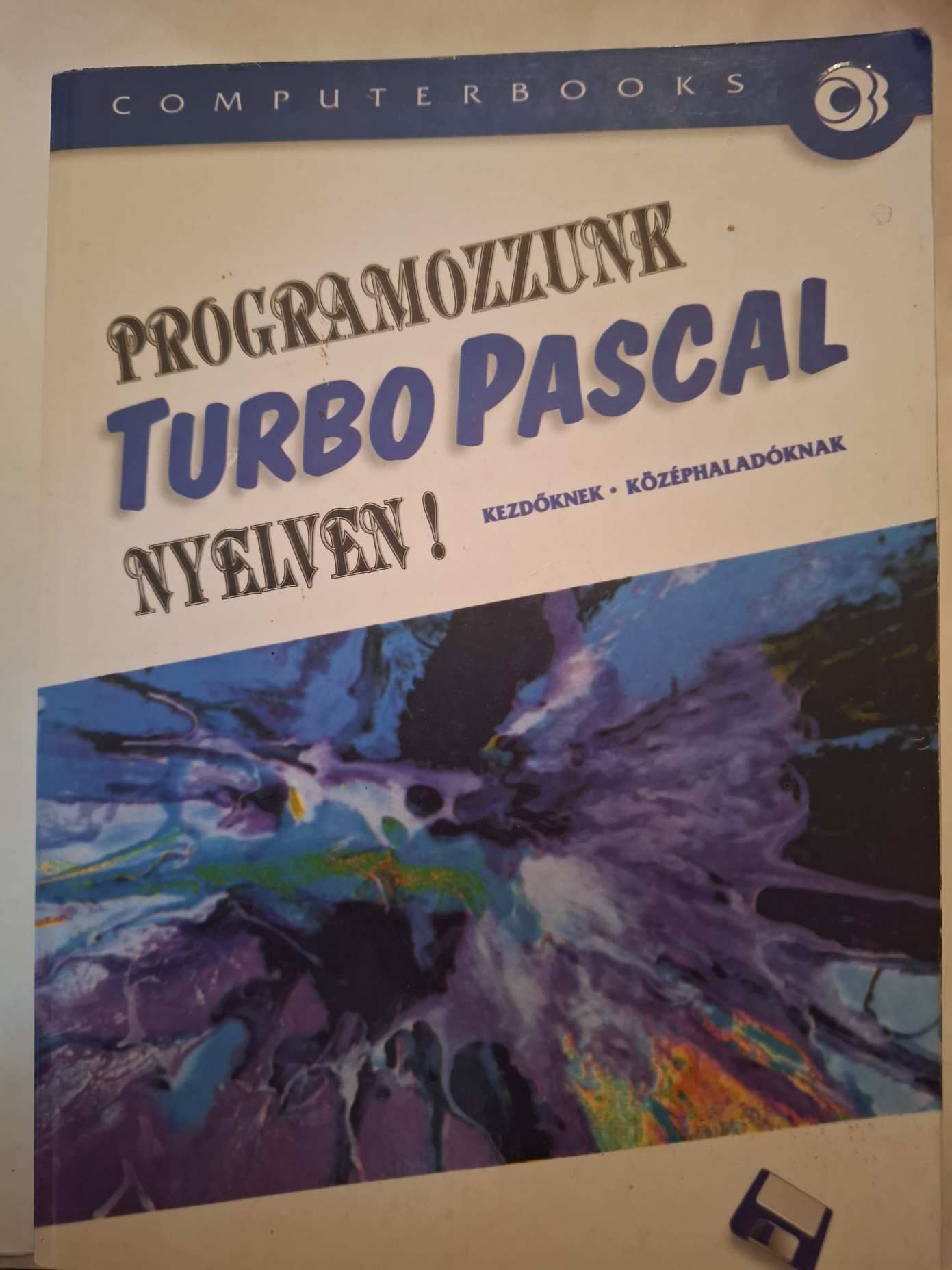 Programozzunk Turbo Pascal nyelven! című könyv eladó