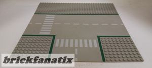 Lego Baseplate, Road 32 x 32 9-Stud T Intersection with Road Pattern