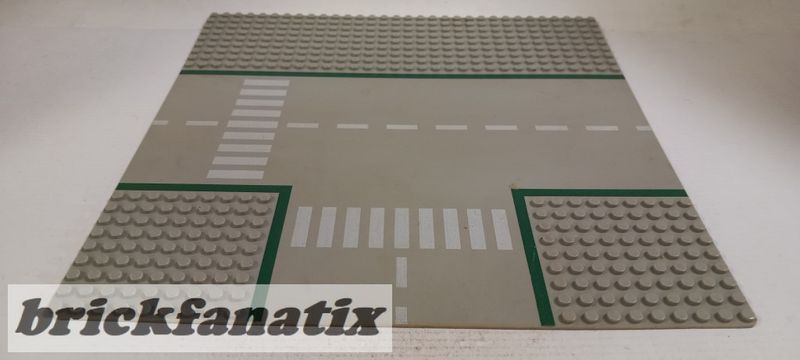 Lego Baseplate, Road 32 x 32 9-Stud T Intersection with Road Pattern