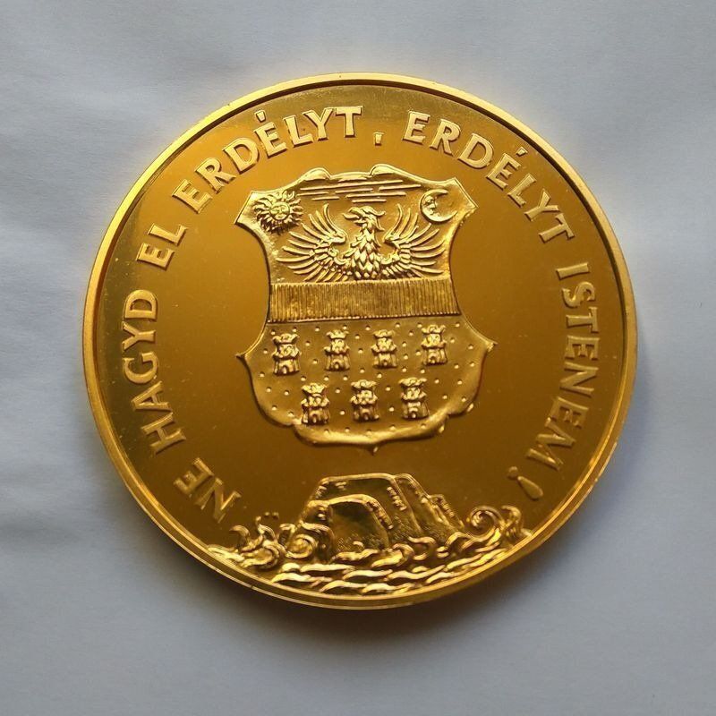 Erdély aranyozott emlékérem
