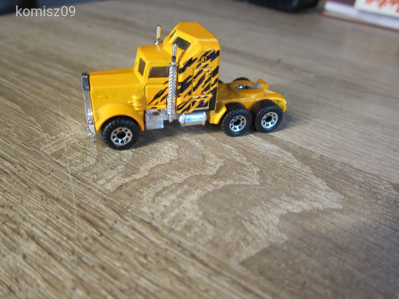 Matchbox  //  1981 Matchbox Kenworth