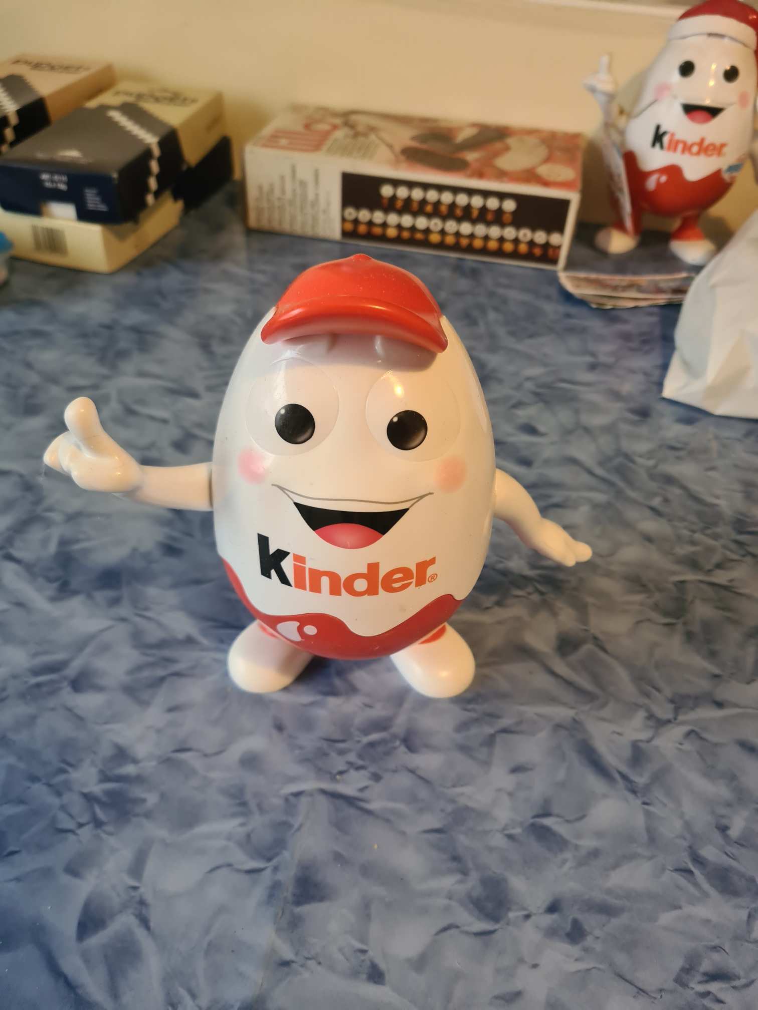 Régi kinder  kisseb