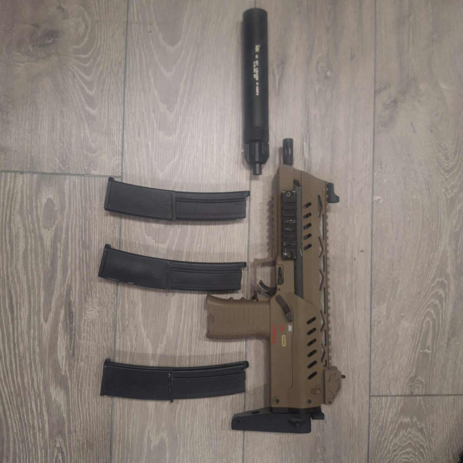 WE MP7