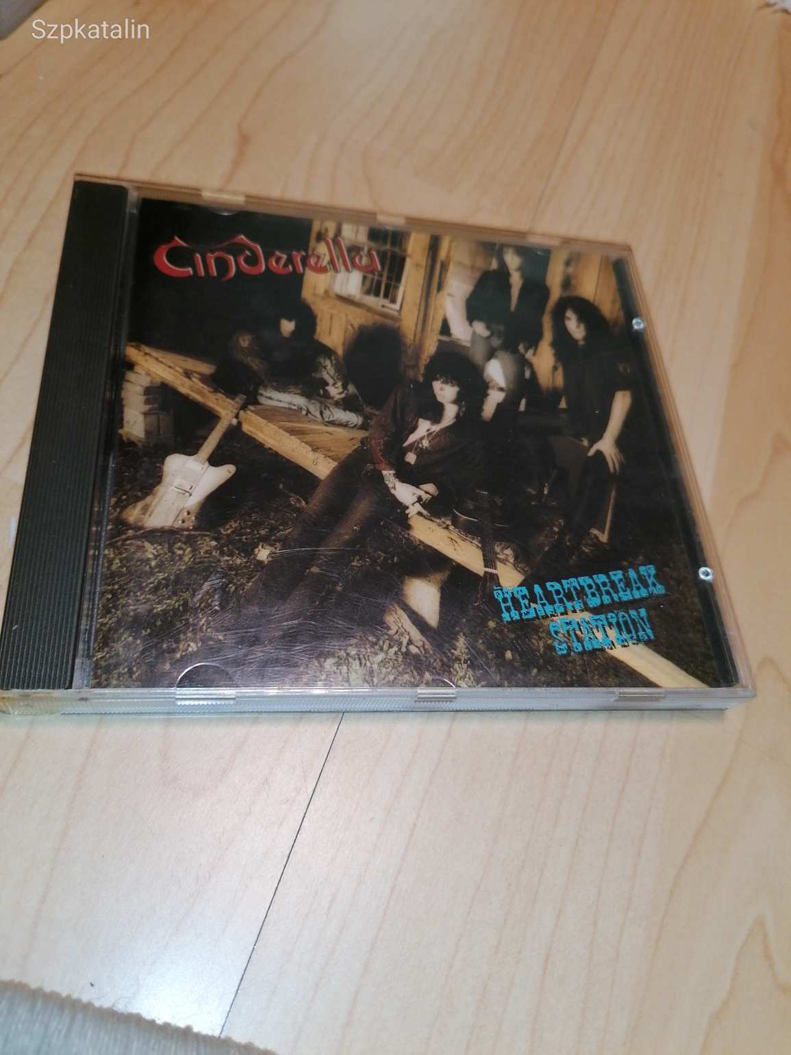 CD - Cinderella - Heartbreak Station