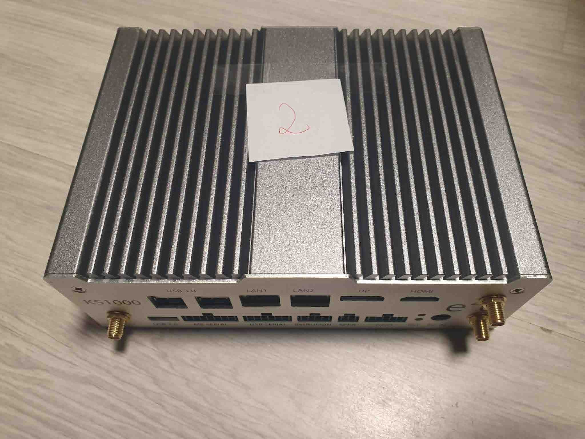 Ipari mini pc (2)