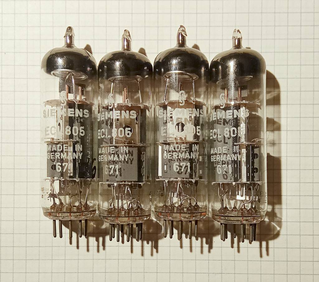 ECL805 elektroncsövek