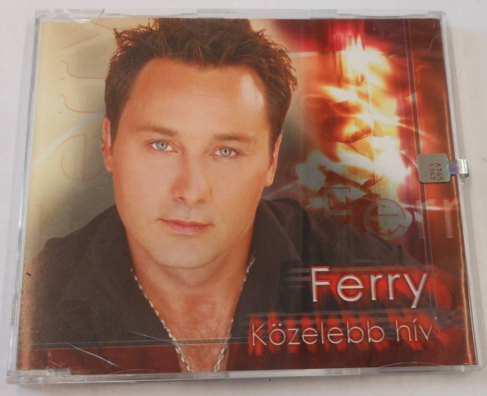 Ferry: Közelebb hív. Maxi CD