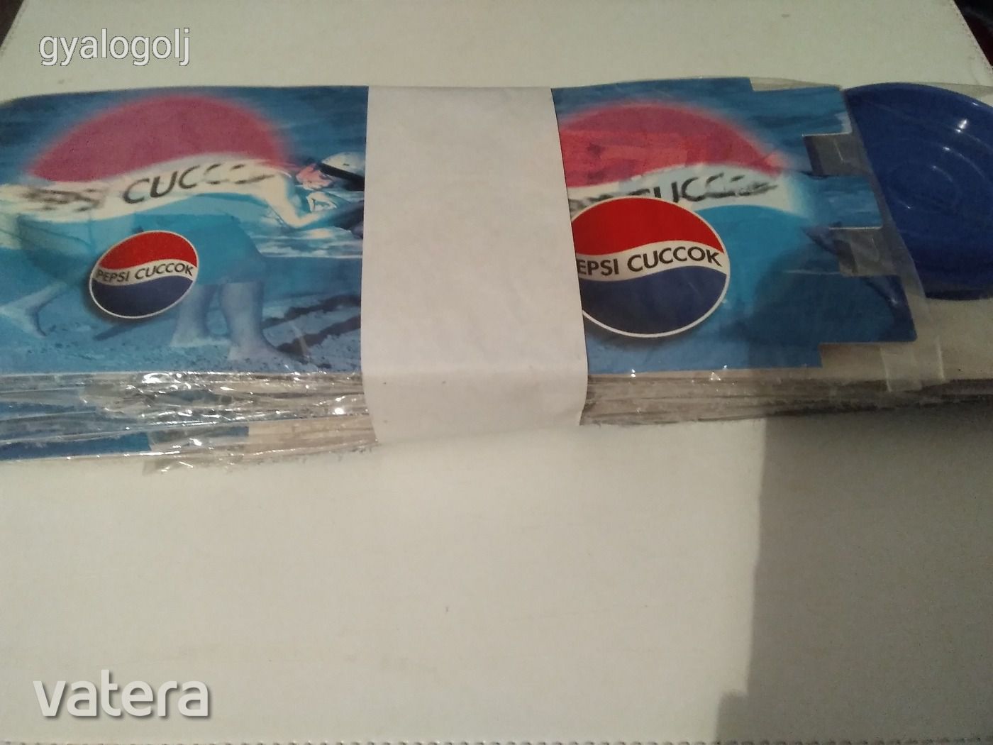 Pepsi cola ceruzatartó